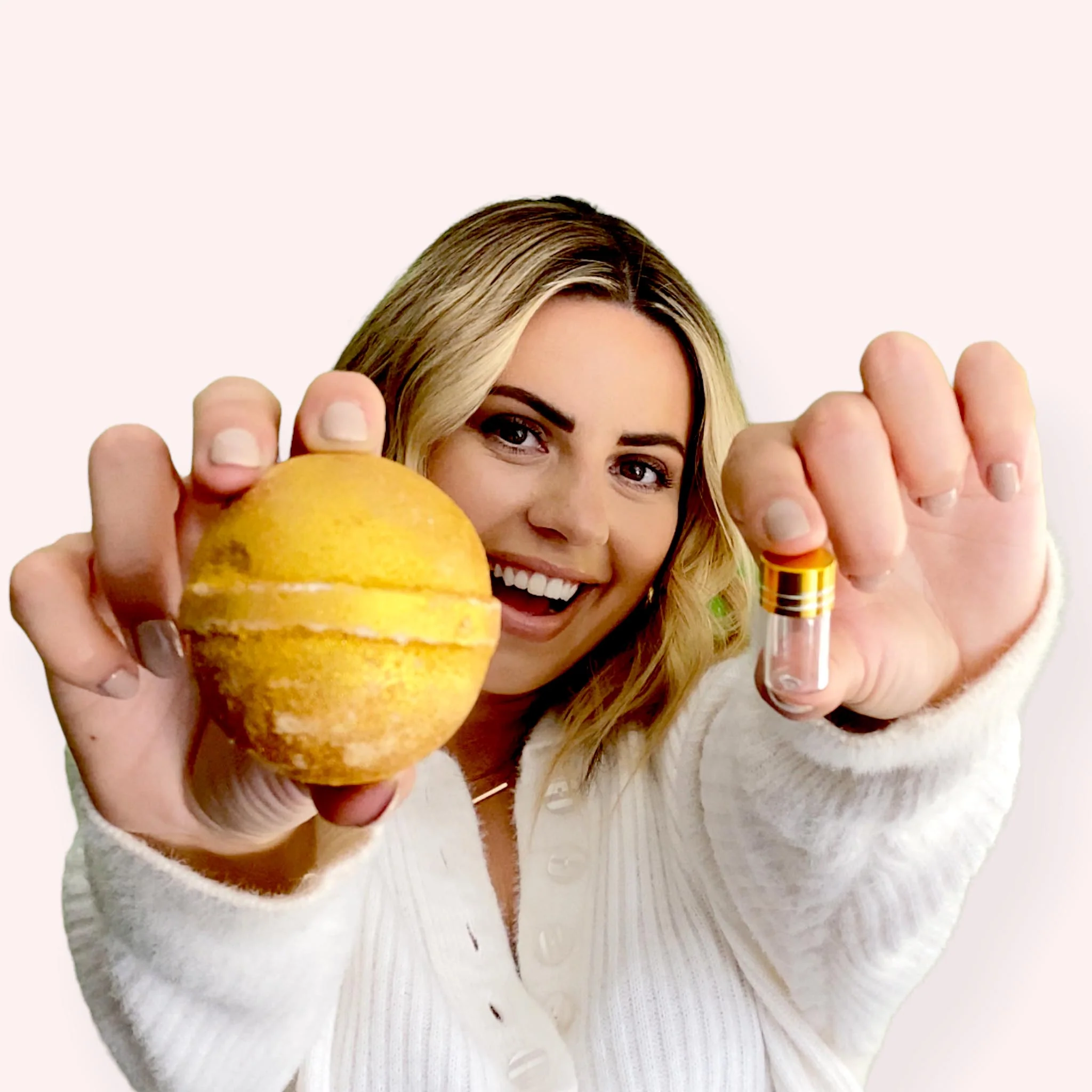 Luxury Bath Bomb + Genuine Diamond Inside - Image 2