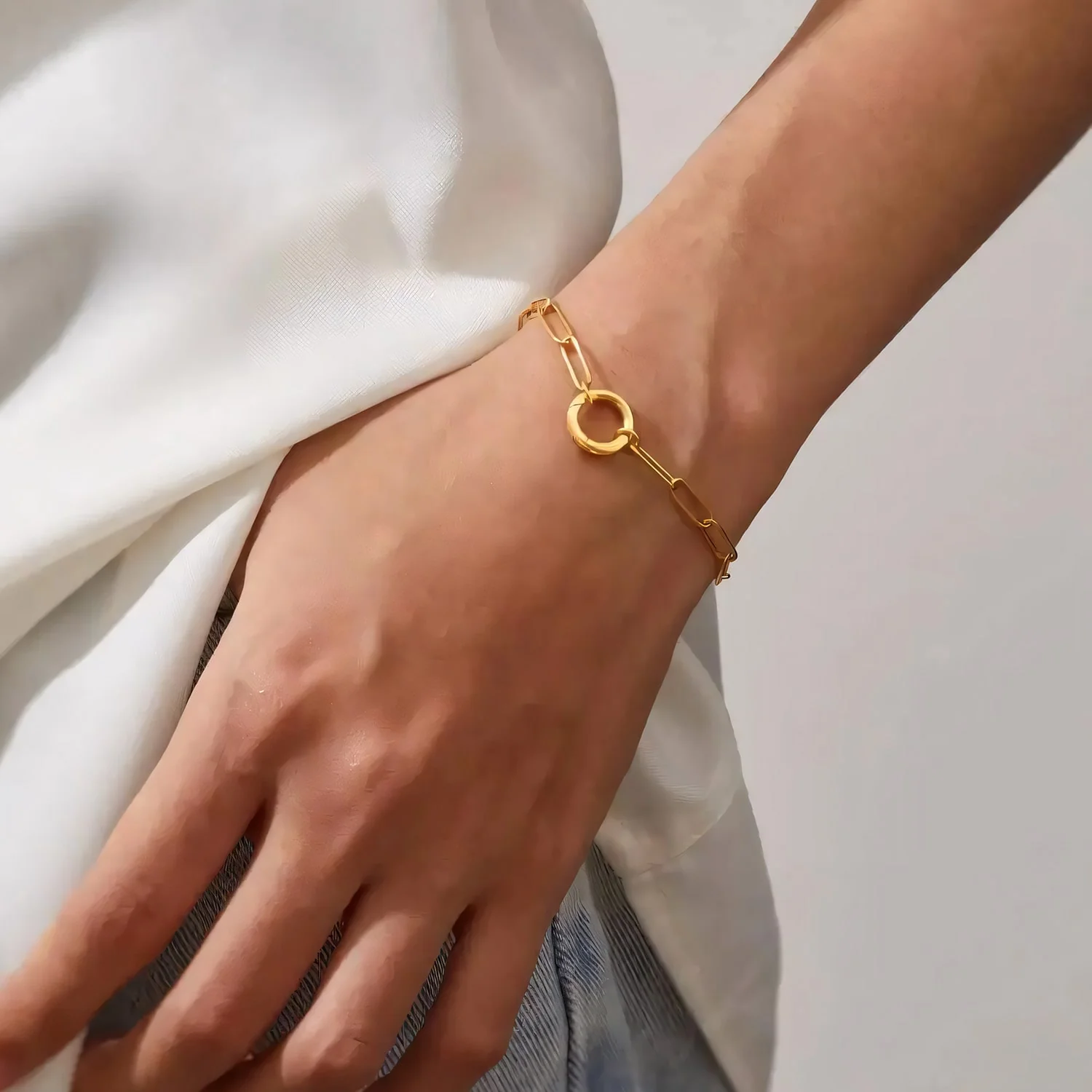 14K Yellow Gold Paperclip Chain Charm Bracelet (6.5 inches) - Image 4