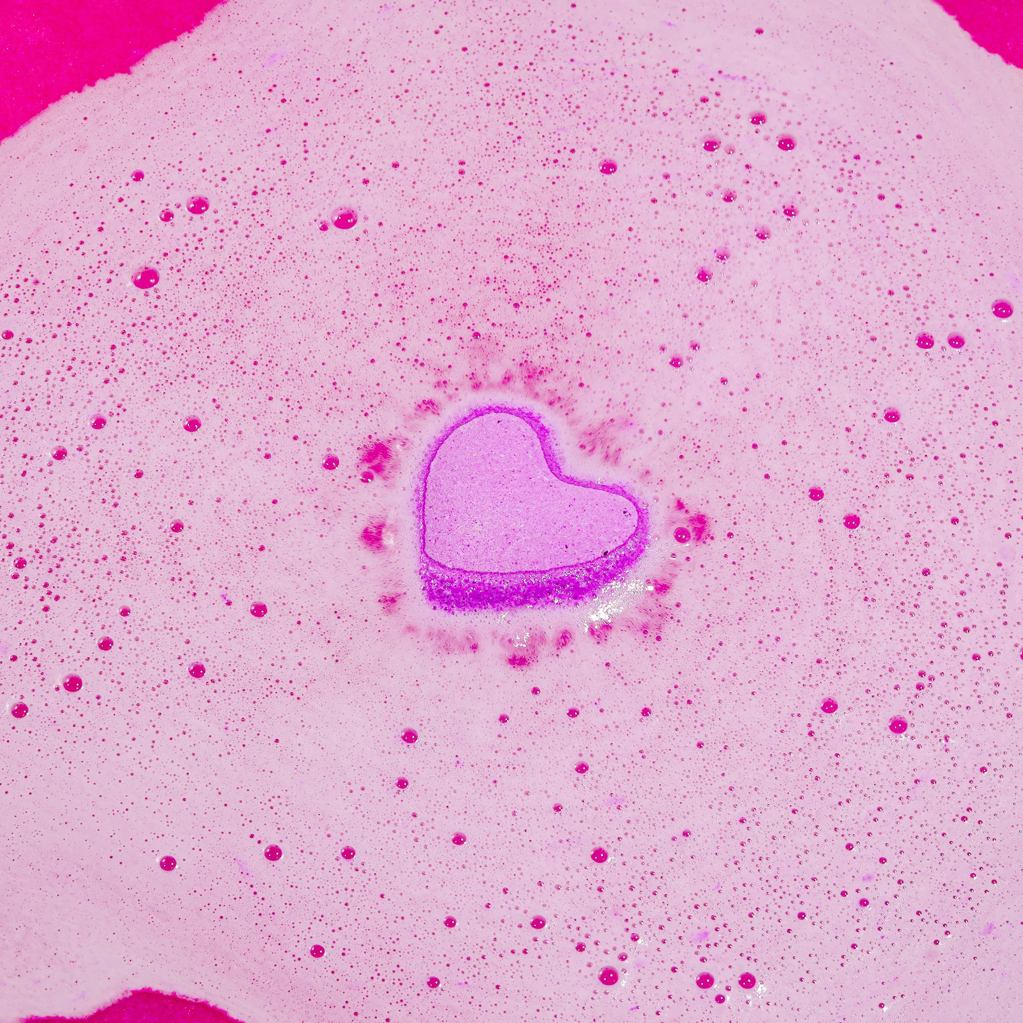 XOXO Surprise Bath Bomb - Image 10